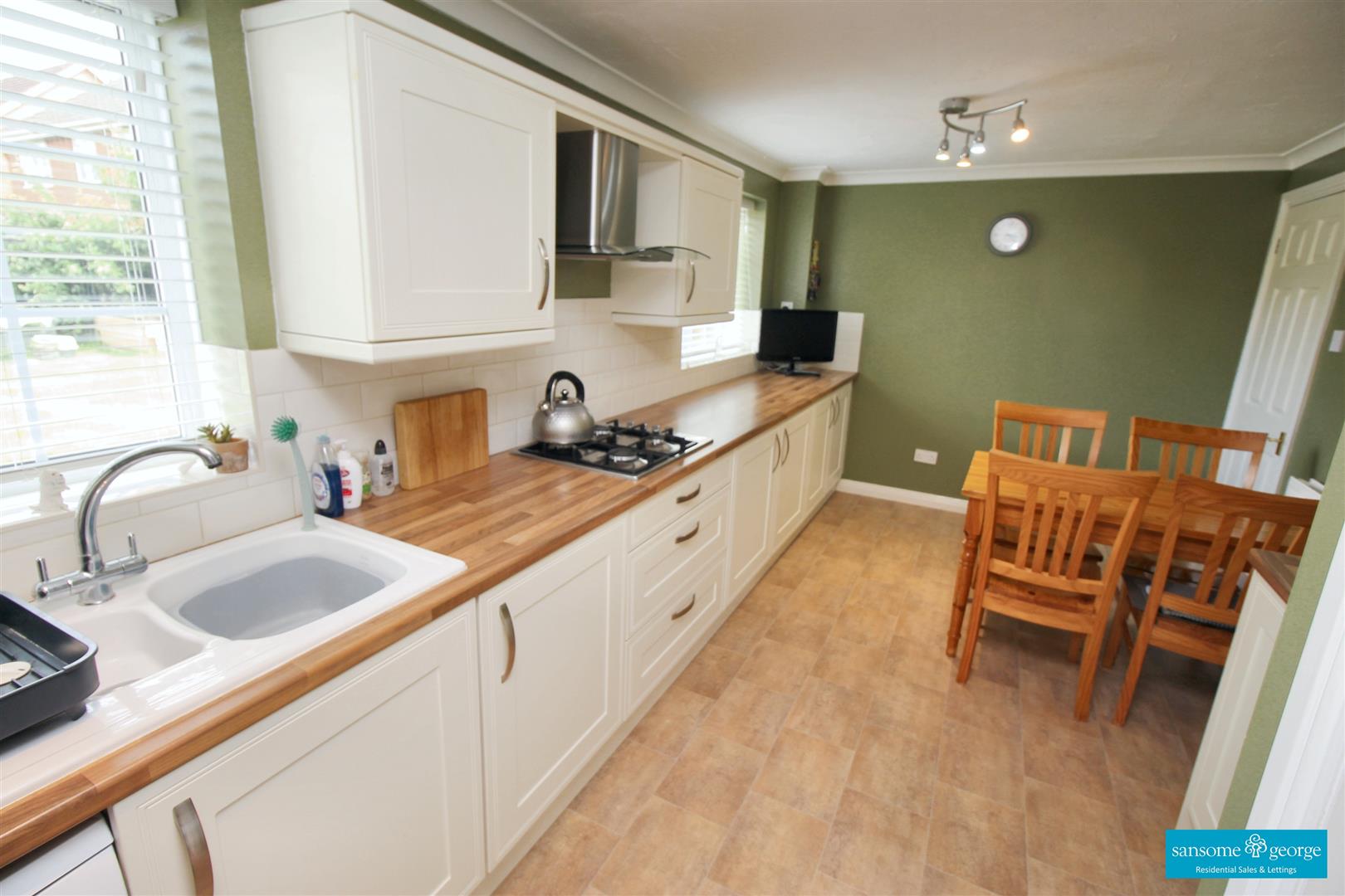 Vicarage Wood Way, Tilehurst